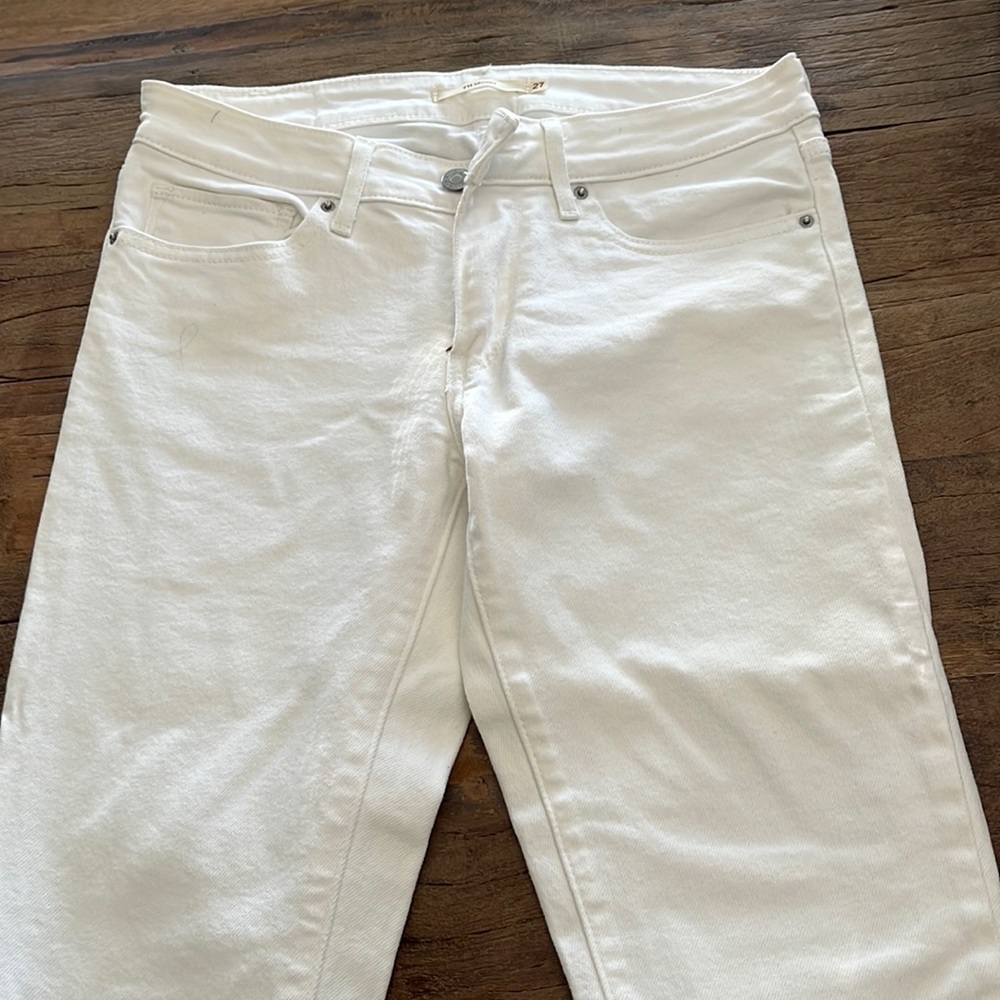 Levi’s skinny jeans